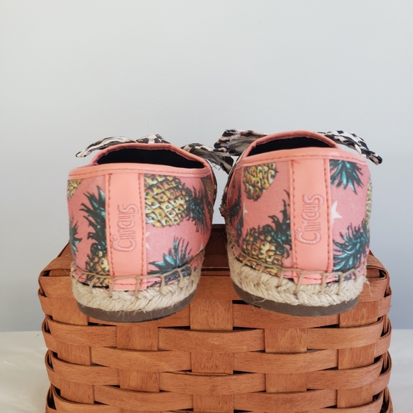 Sam Edelman Canvas Flat - Picture 4 of 4